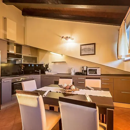 Apartmani Gilda Vrsar Zewnętrze zdjęcie