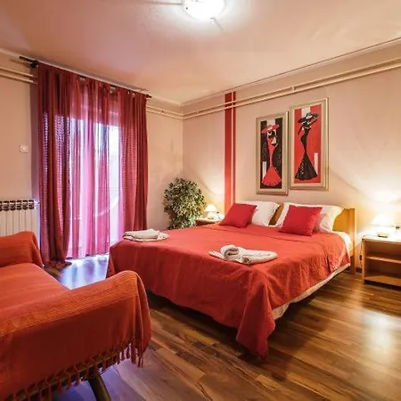 Apartmani Gilda Vrsar Zewnętrze zdjęcie